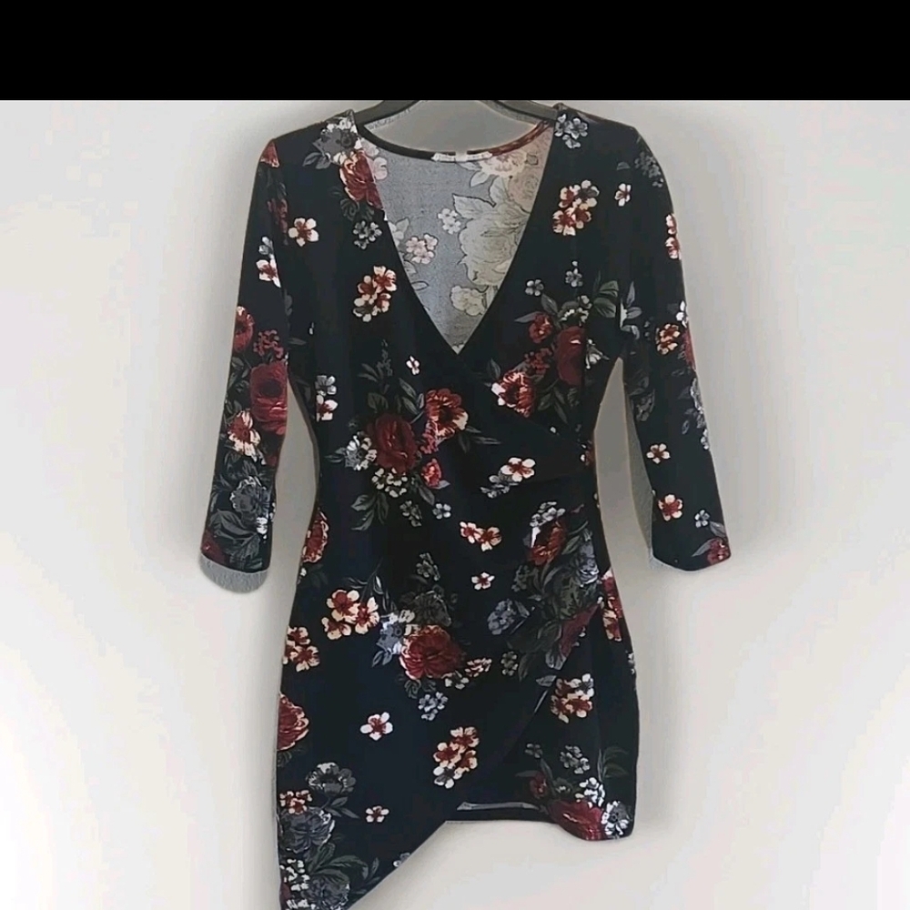 Chic Floral Long Sleeve Dress